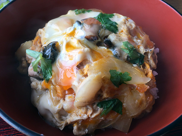 名物の「江ノ島丼」