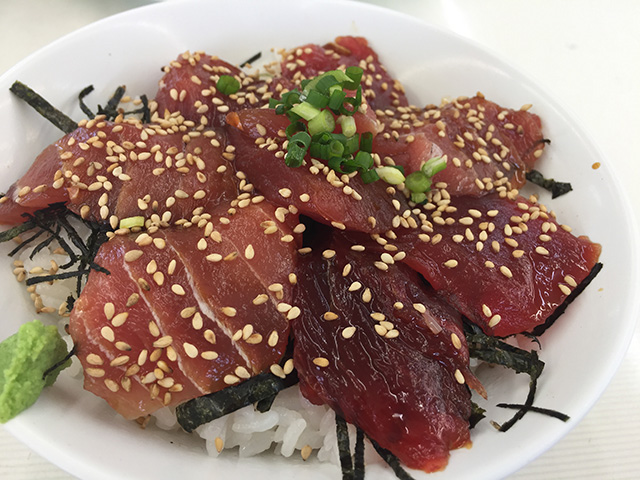 マグロ丼